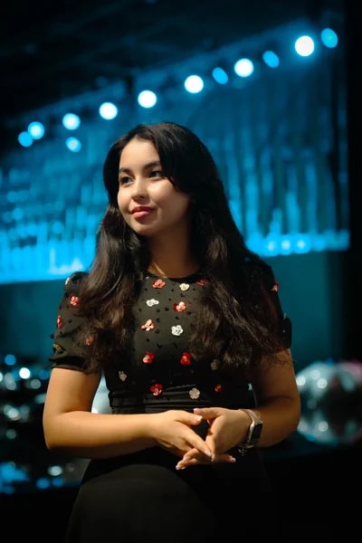 Портрет Shahlo Bahriyeva